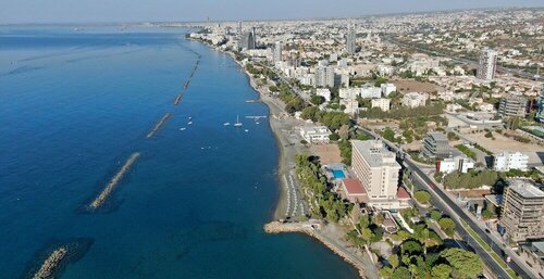 Внешний вид отеля Poseidonia Beach Hotel в Агийосе Тихонасе, фото 2