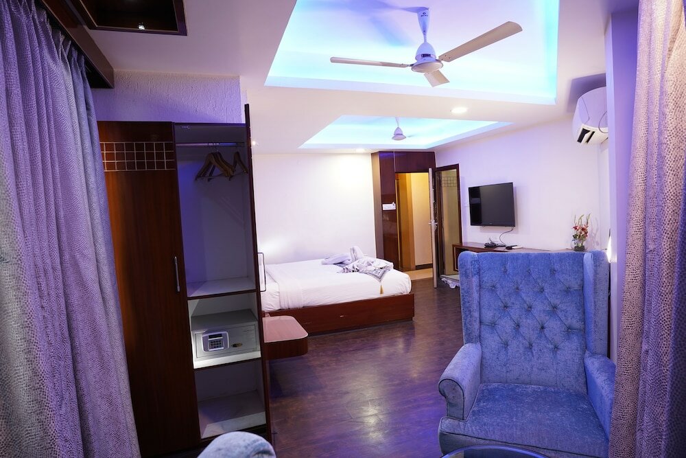 Фото Hotel Emirates