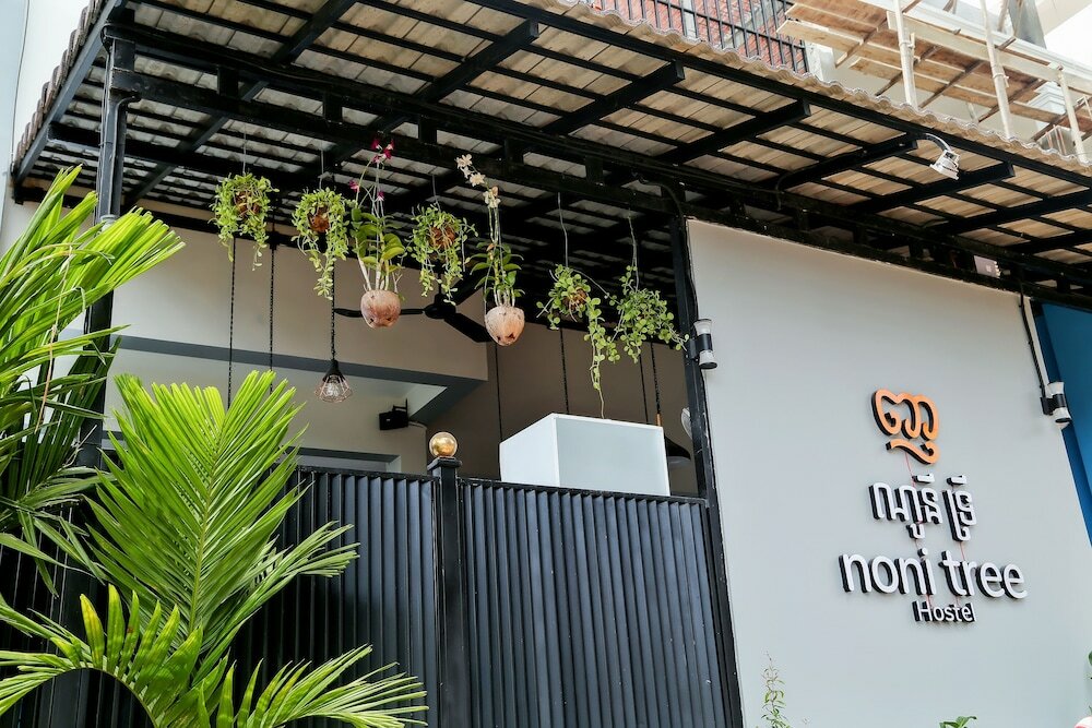 Фото Noni Tree Hostel
