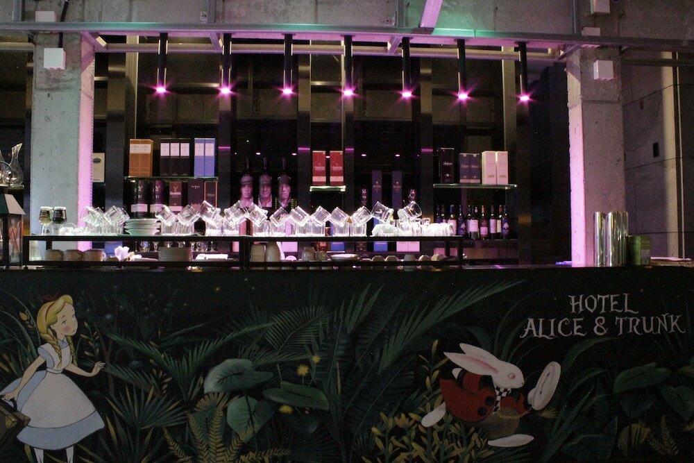 Фото Hotel Alice and Trunk