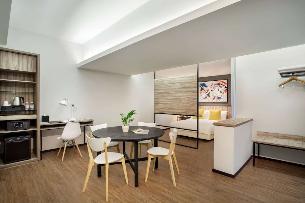 Фото Days Hotel & Suites Fraser Business Park Kuala Lumpur