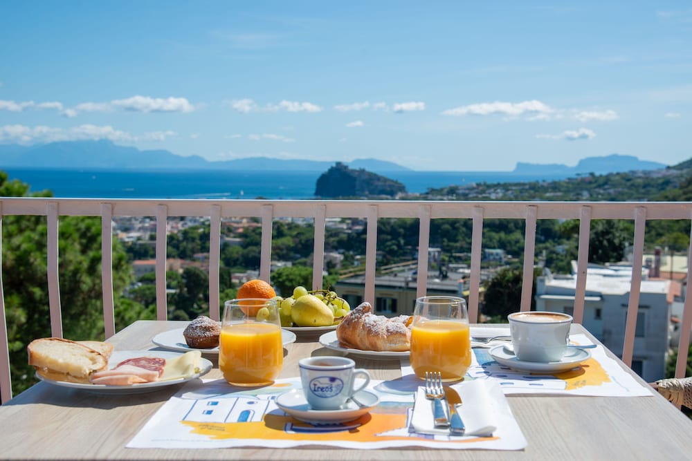 Фото Hotel Villa Ireos