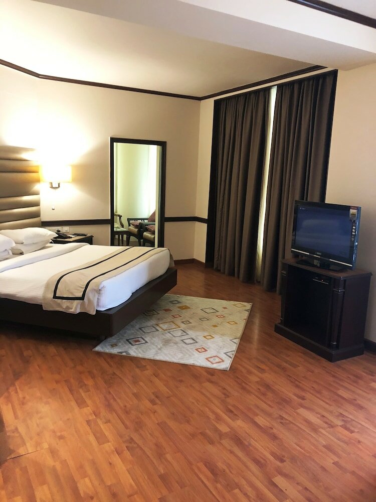 Фото Hotel President