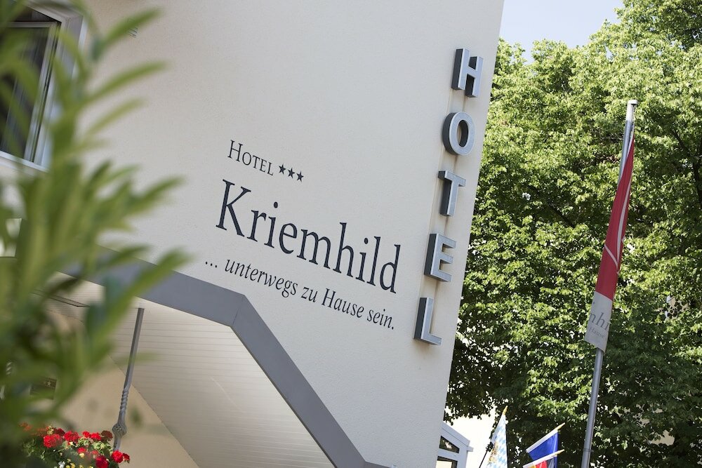 Фото Hotel Kriemhild am Hirschgarten