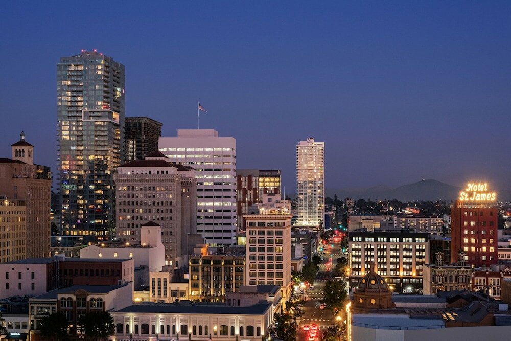 Фото The Westin San Diego Gaslamp Quarter