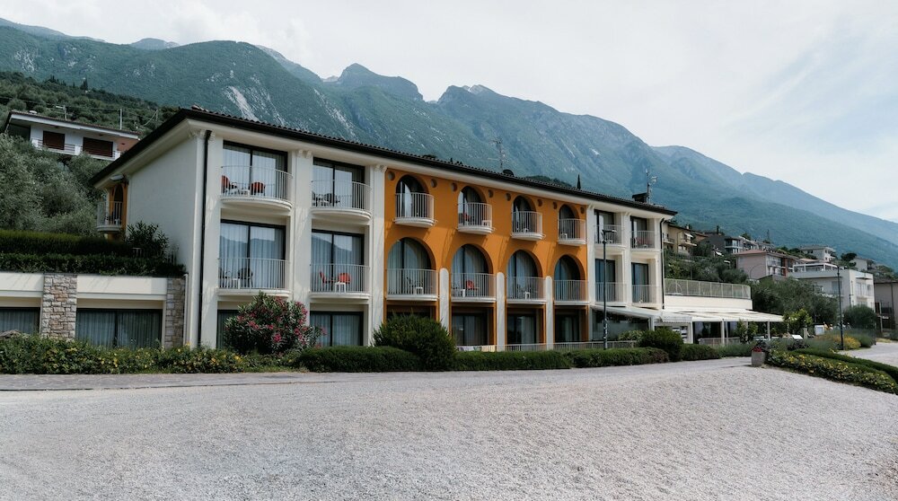 Фото отеля 4