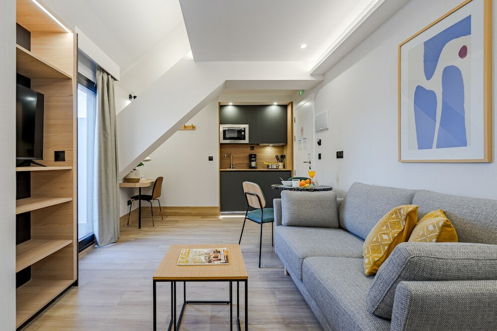 Фото Feelathome Ventas Suites