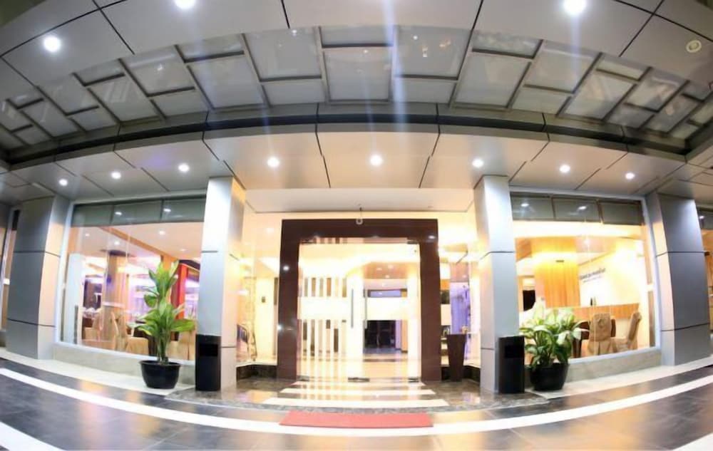 Фото Hotel Grand Permata Hati