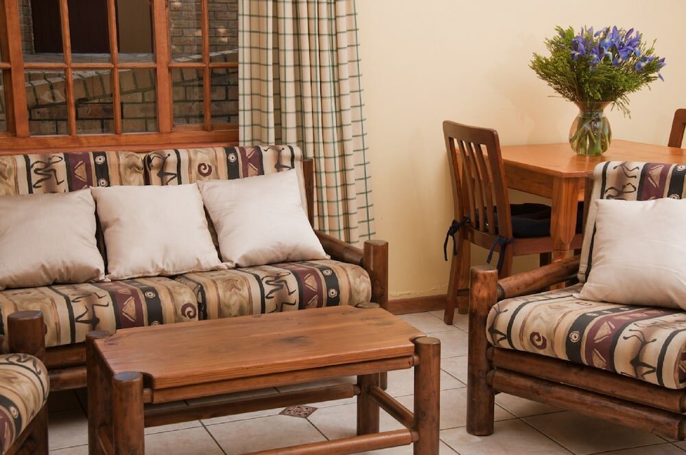 Фото At Winkfield House