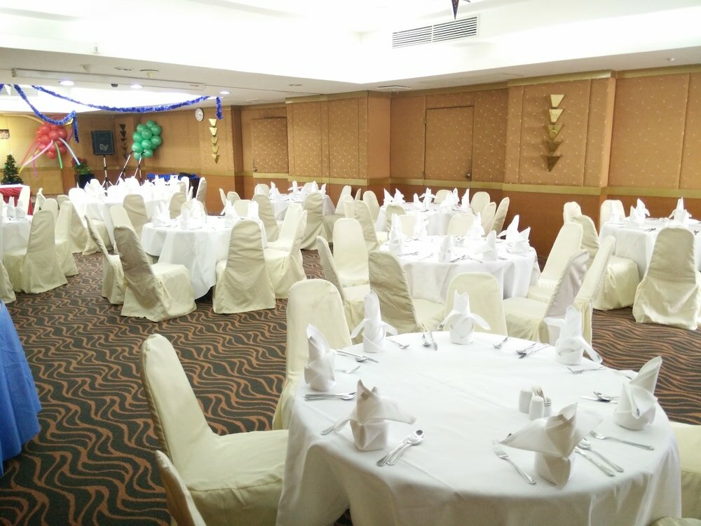 Фото Tai-Pan Hotel