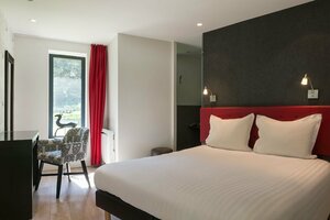 Гостиница La Ferme Blanche, The Originals Relais