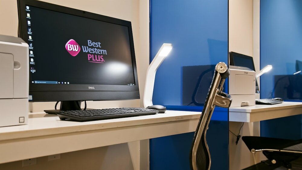 Фото Best Western Plus Sawridge Suites