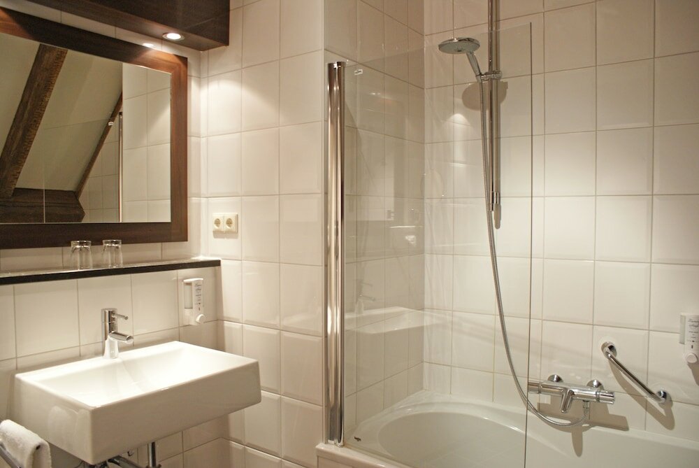 Фото Fletcher Hotel-Restaurant Kasteel Erenstein