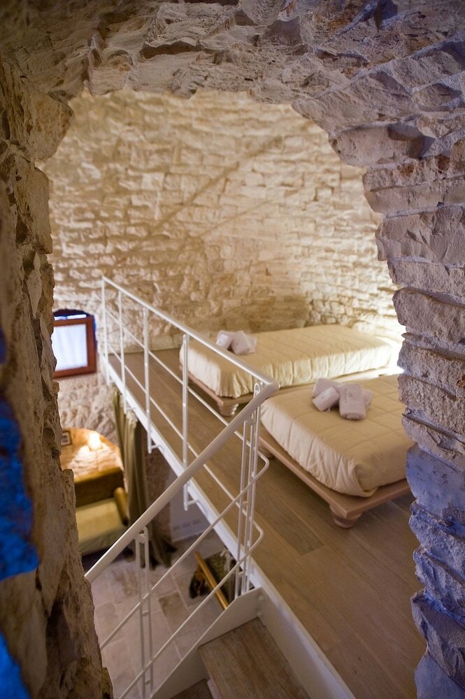 Фото Le Alcove Luxury Resort nei Trulli