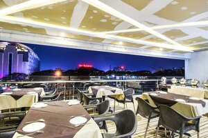 Гостиница Fabhotel Prime Avenue