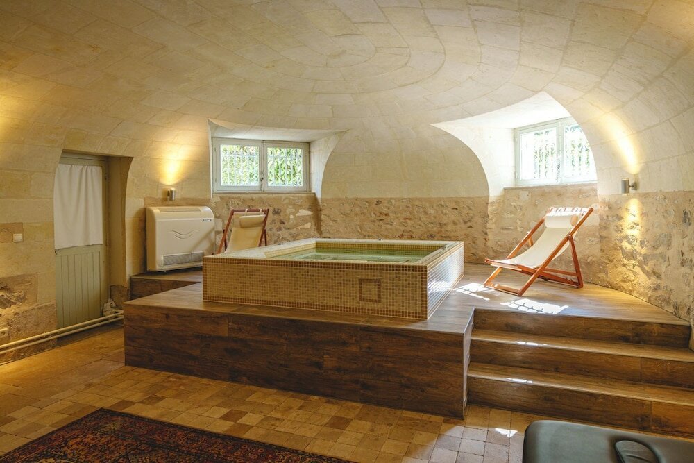 Фото Hotel Chateau De Verrieres & SPA