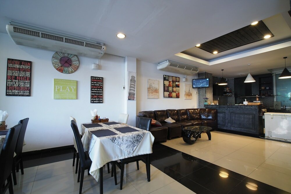 Фото Oyo 898 Sota Residence