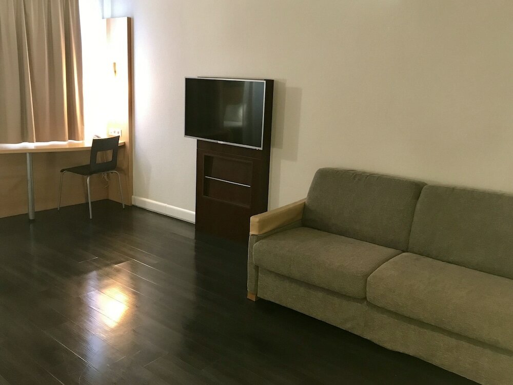 Фото EasyHotel Nice Palais des Congrès