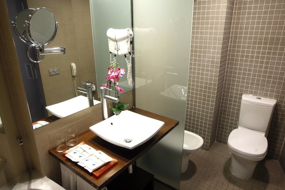 Фото Hotel & SPA Real Ciudad de Zaragoza