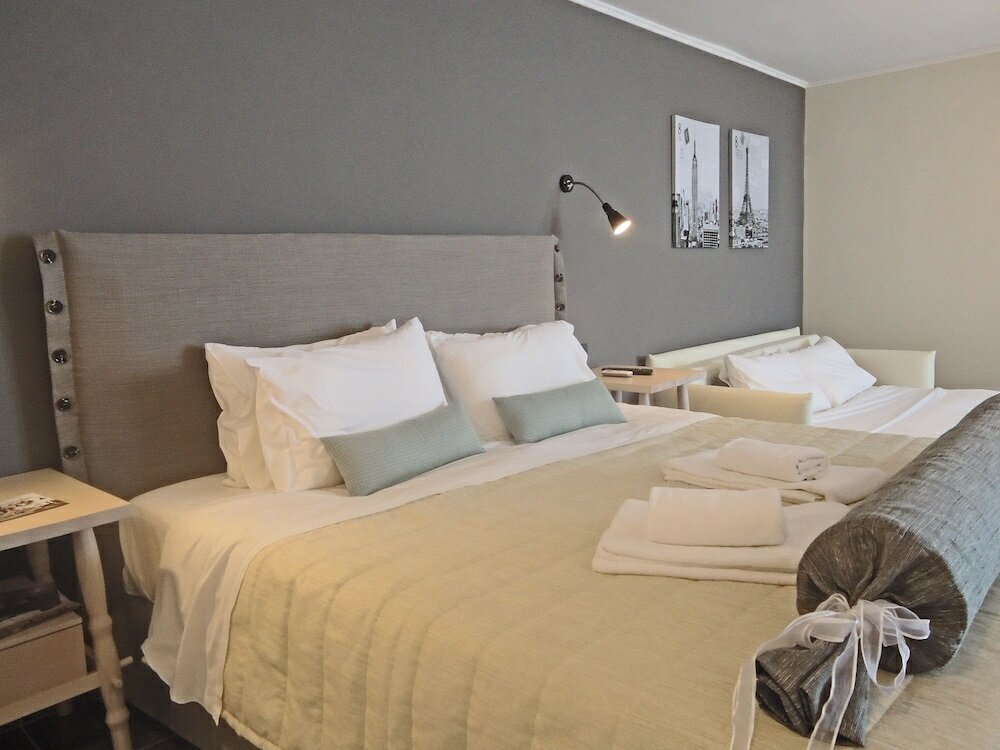 Фото Amphitryon Boutique Hotel