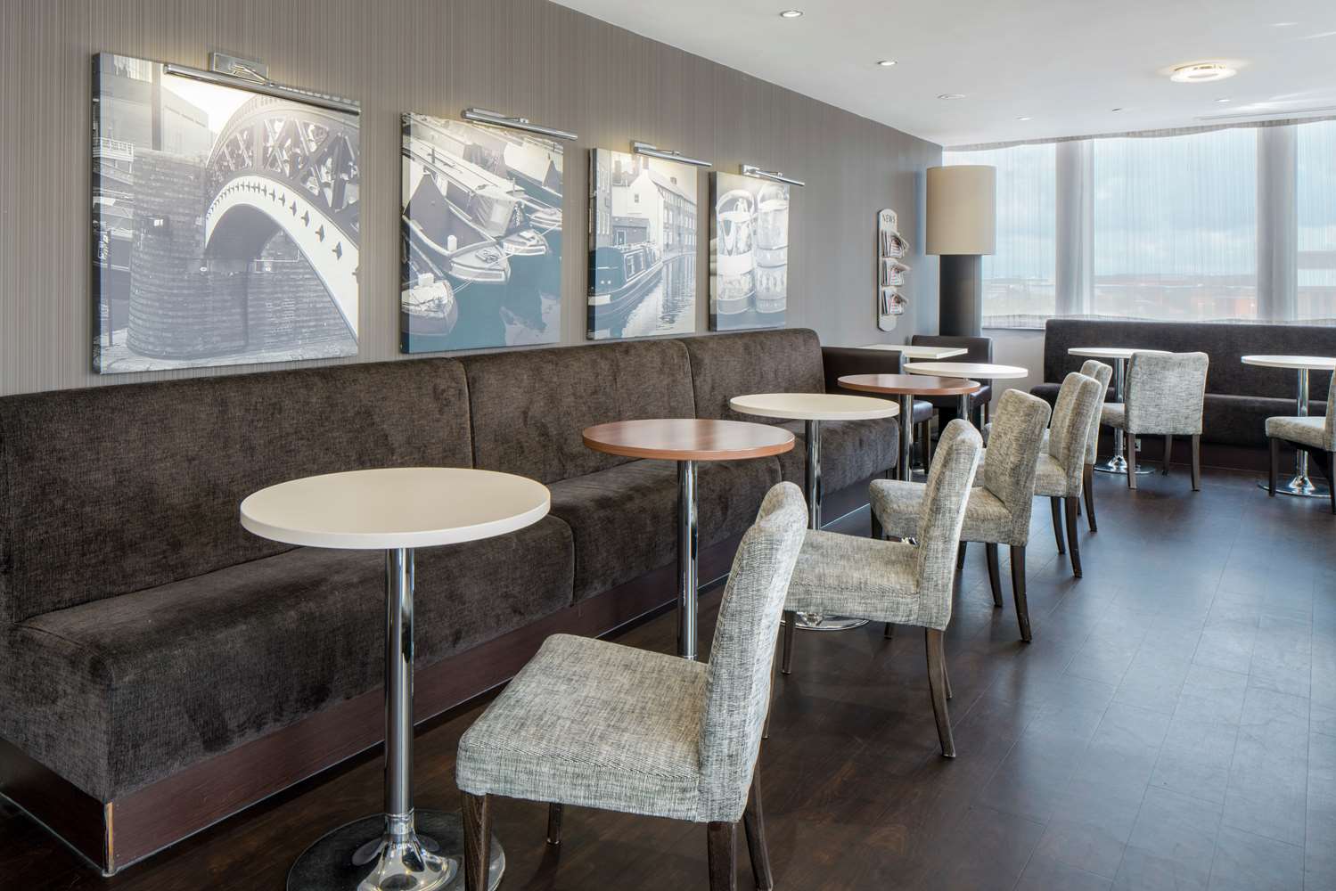 Фото Hampton by Hilton Birmingham Broad Street