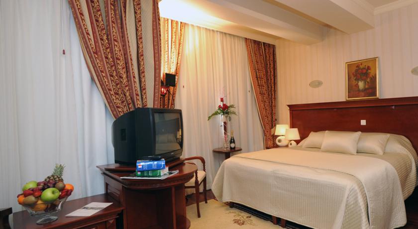 Фото Epinal Hotel Shirok Sokak