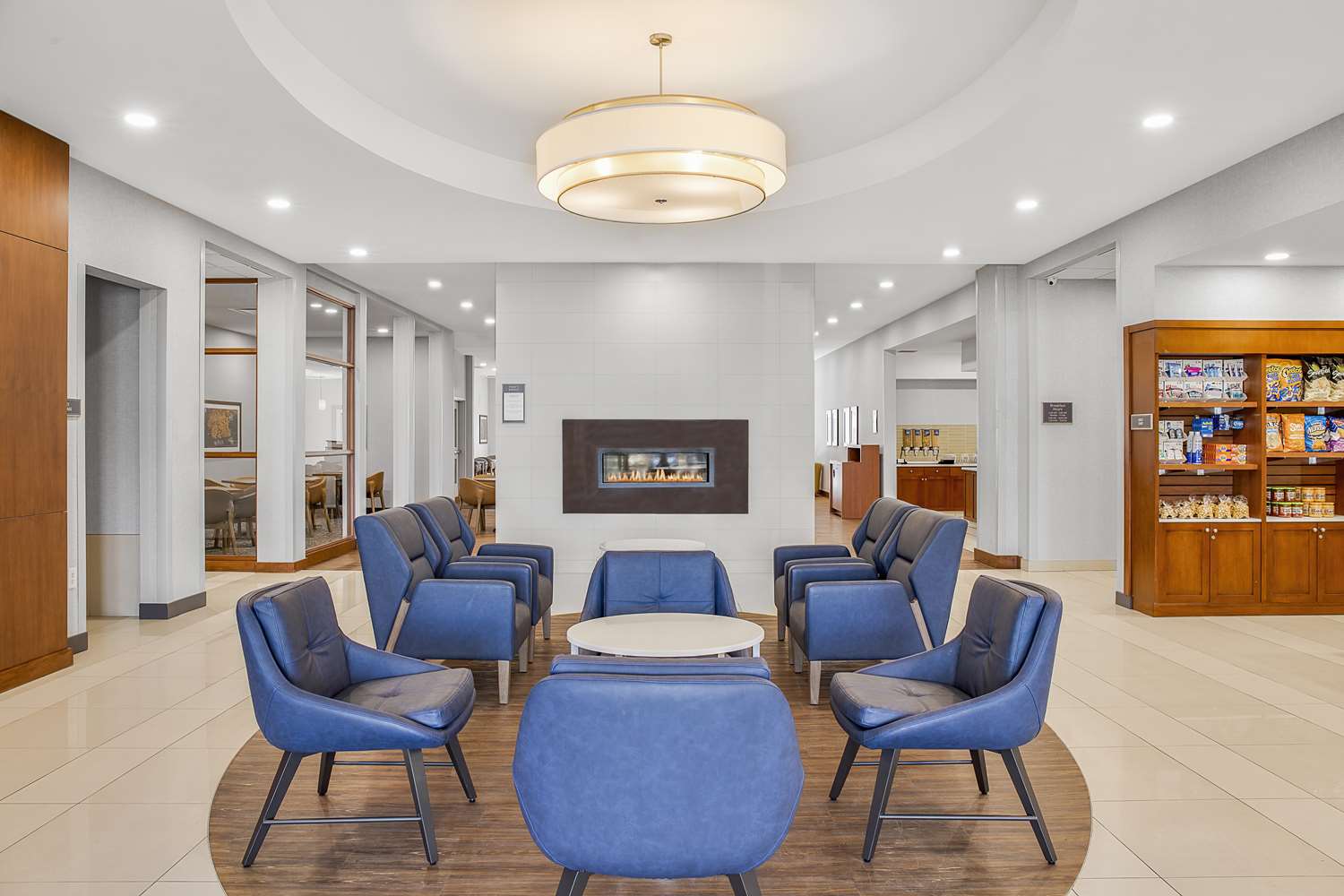 Фото Homewood Suites by Hilton Winnipeg Airport Polo Park MB