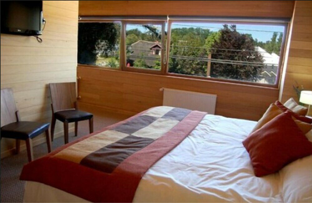 Фото Puerto Chico Hotel