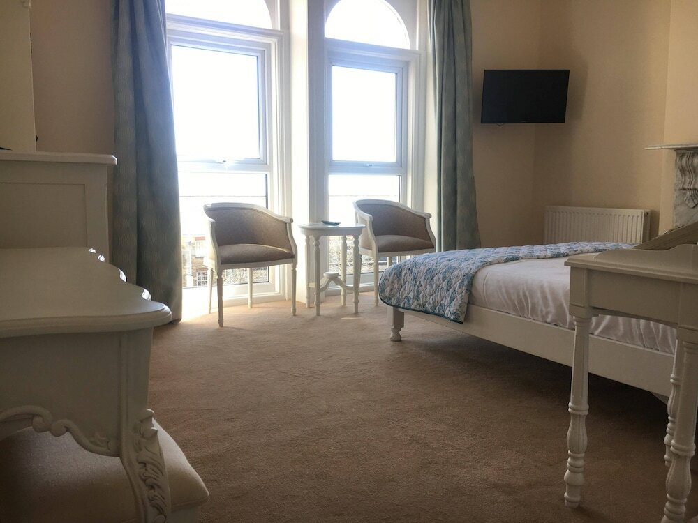 Фото Balmoral Hotel