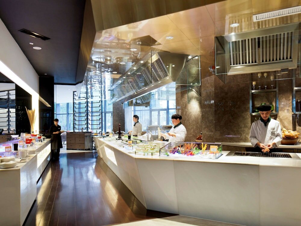 Фото Novotel Nanjing East Suning