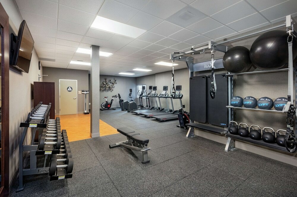 Фото Hilton Garden Inn Davis Downtown