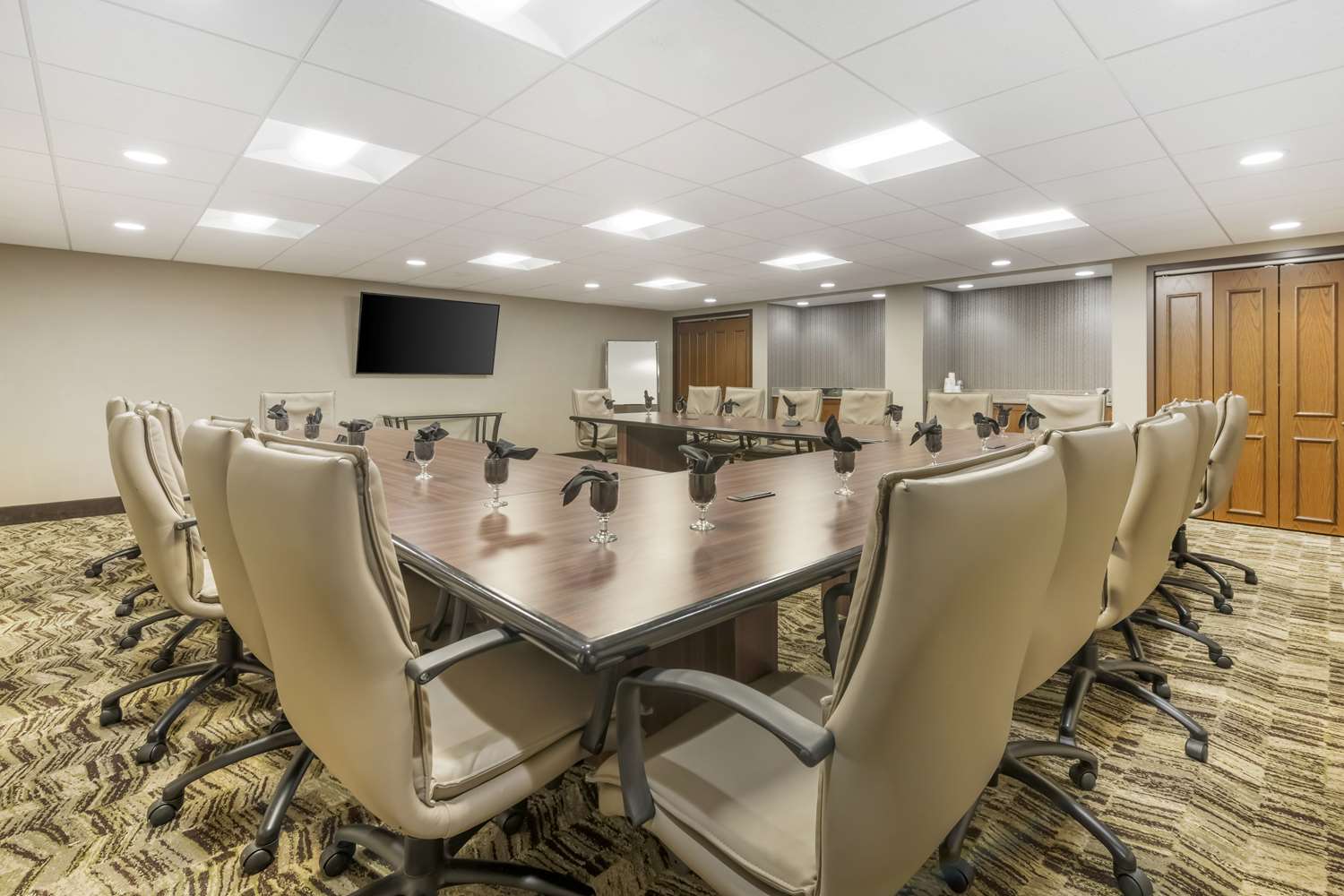 Фото Best Western Plus New Ulm