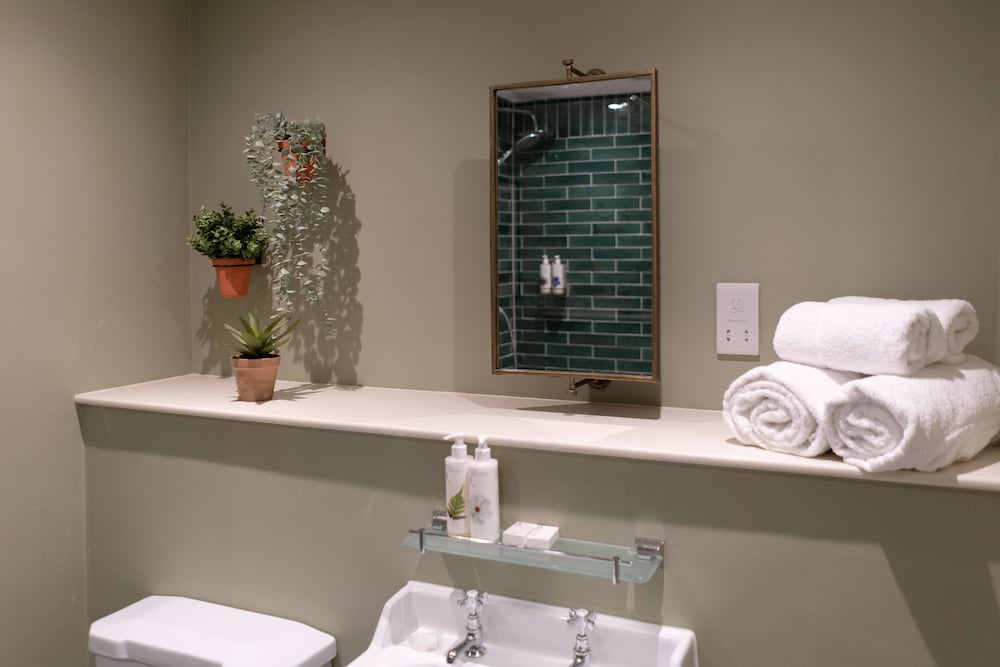 Фото The Pavilion Arms