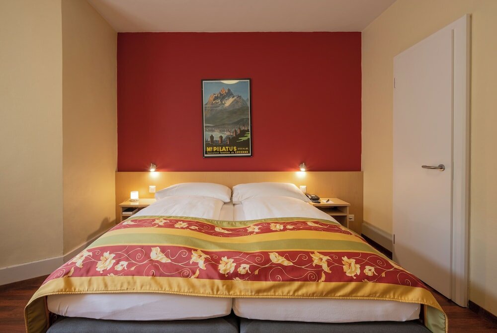 Фото Hotel de la Paix