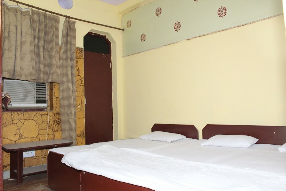 Фото Hotel Raj Bed & Breakfast