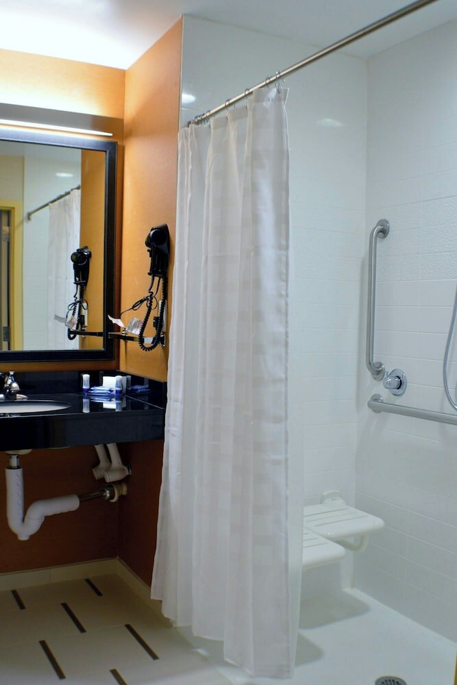 Фото Fairfield Inn & Suites by Marriott Quantico Stafford