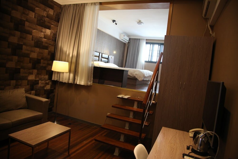 Фото Shanghai Fish Inn Bund