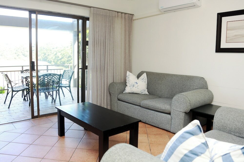 Фото Blue Lagoon Hotel and Conference Centre