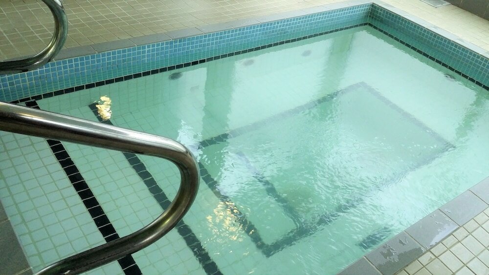 Фото Travelodge by Wyndham Vancouver Airport