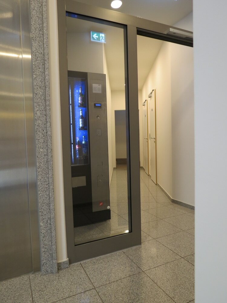 Фото Hotel Neuthor