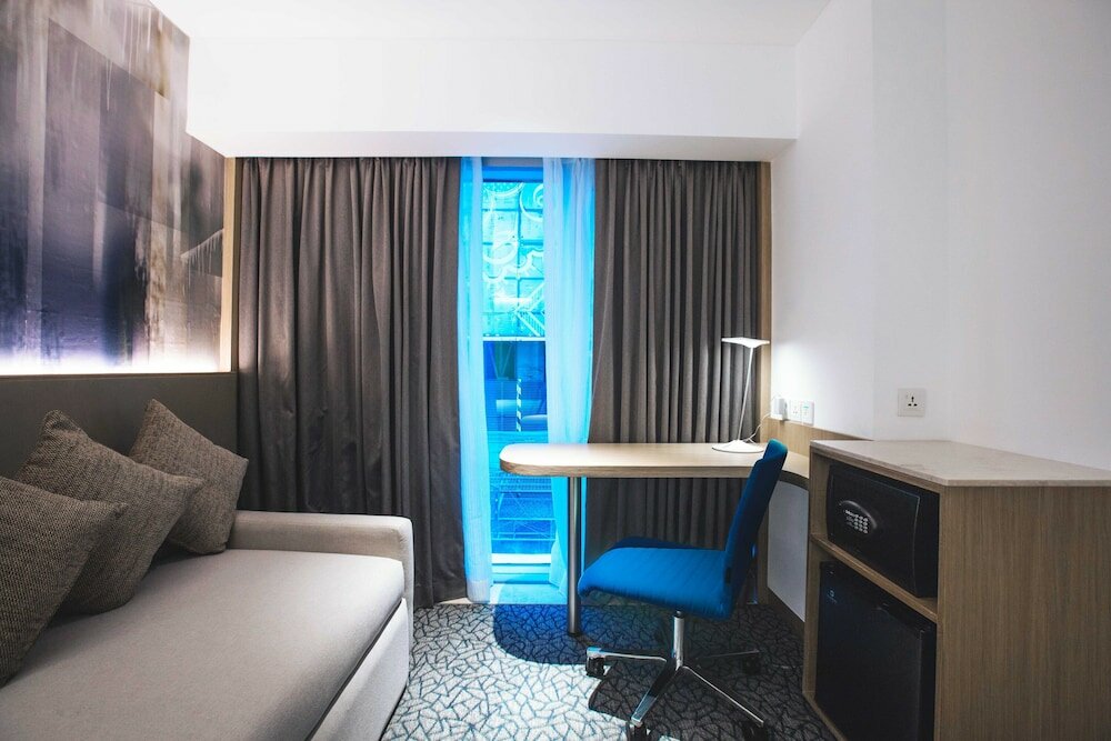 Фото Holiday Inn Express Manila Newport World Resorts