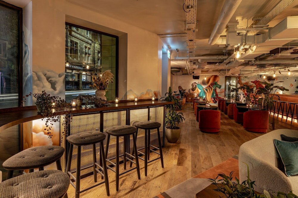 Фото Virgin Hotels Edinburgh