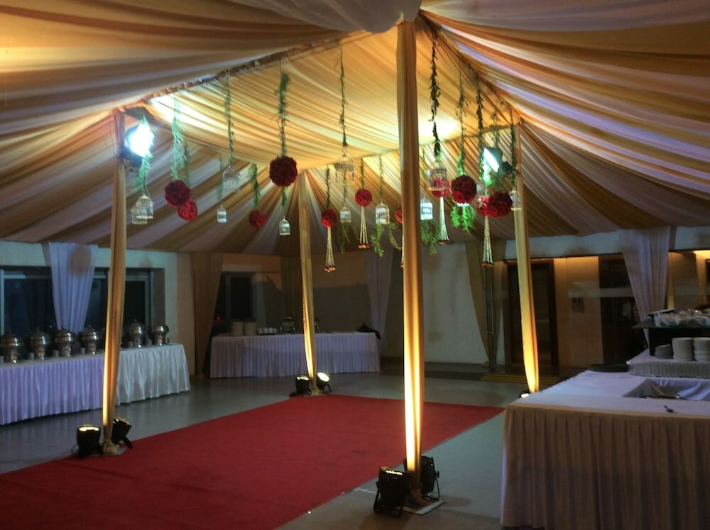 Фото Country Inn & Suites by Radisson, Navi Mumbai