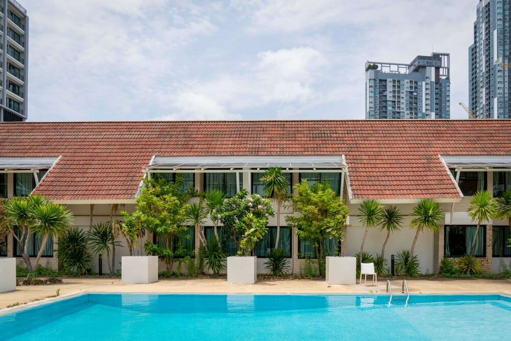 Фото Hotel Tropicana Pattaya