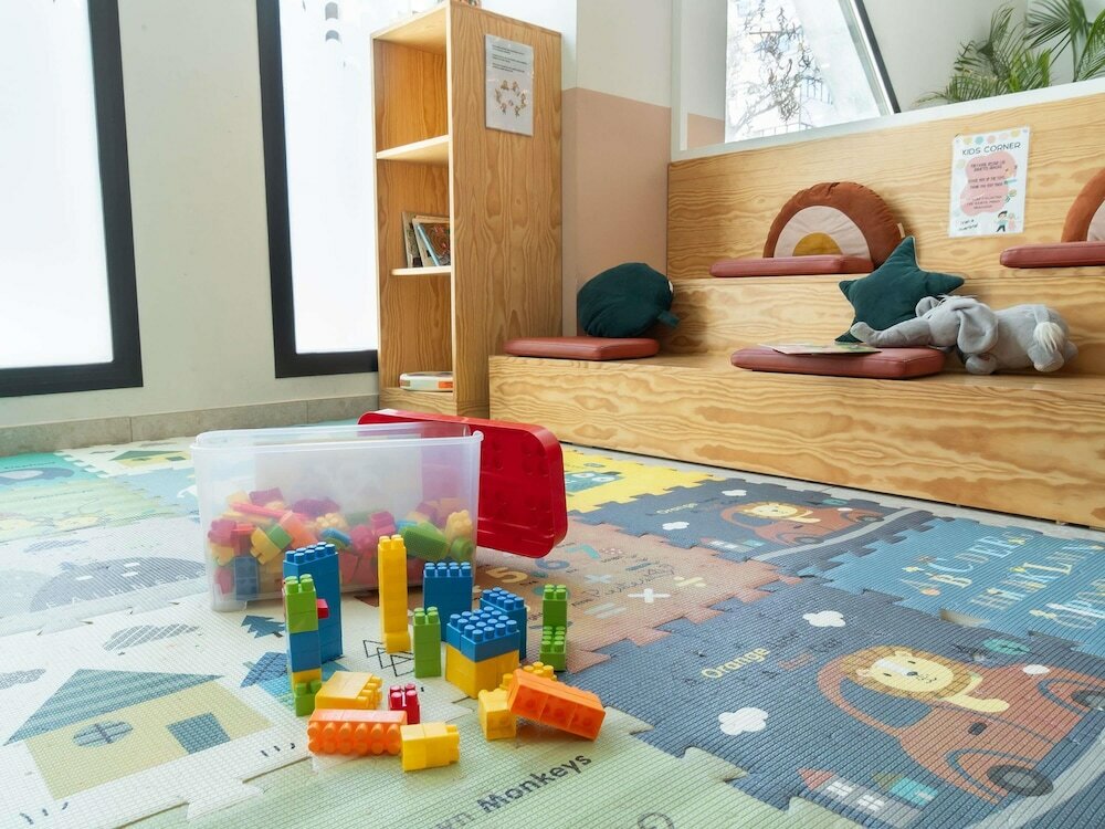 Фото ibis Styles Sevilla City Santa Justa