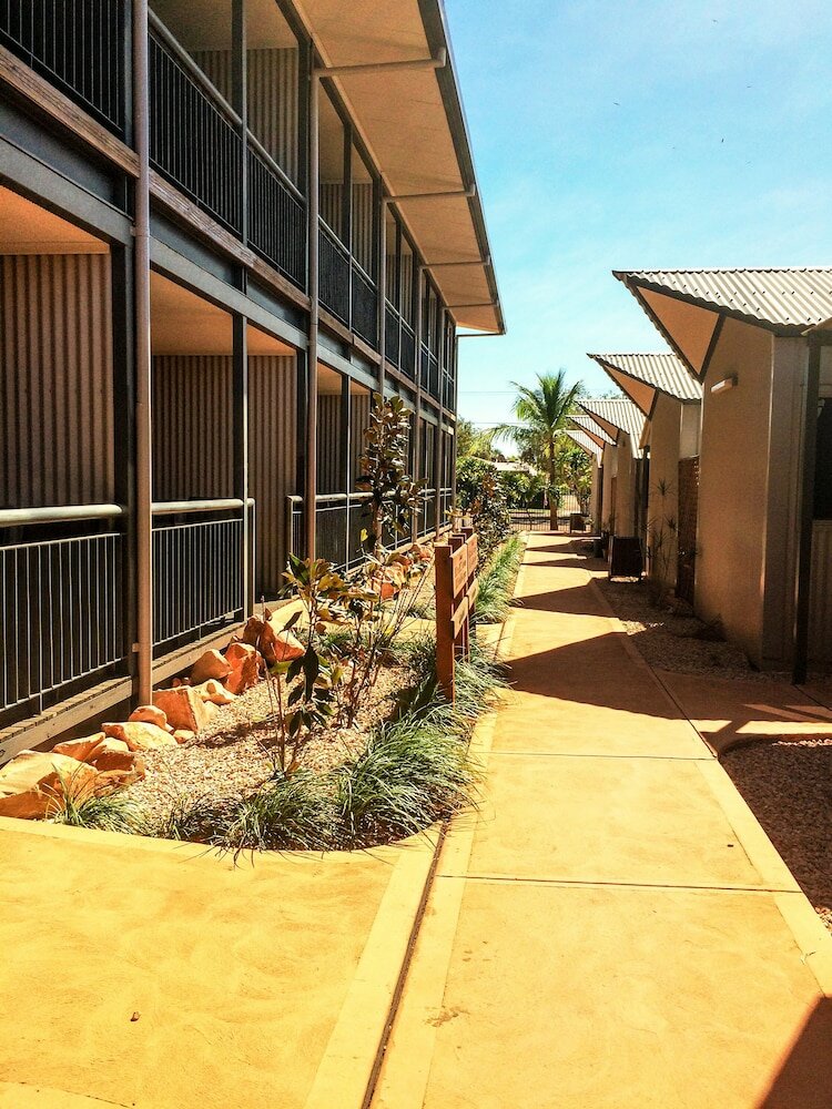 Фото Spinifex Hotel