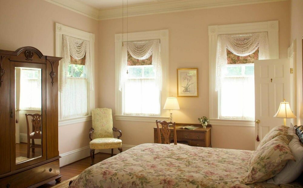 Фото Lookaway Inn