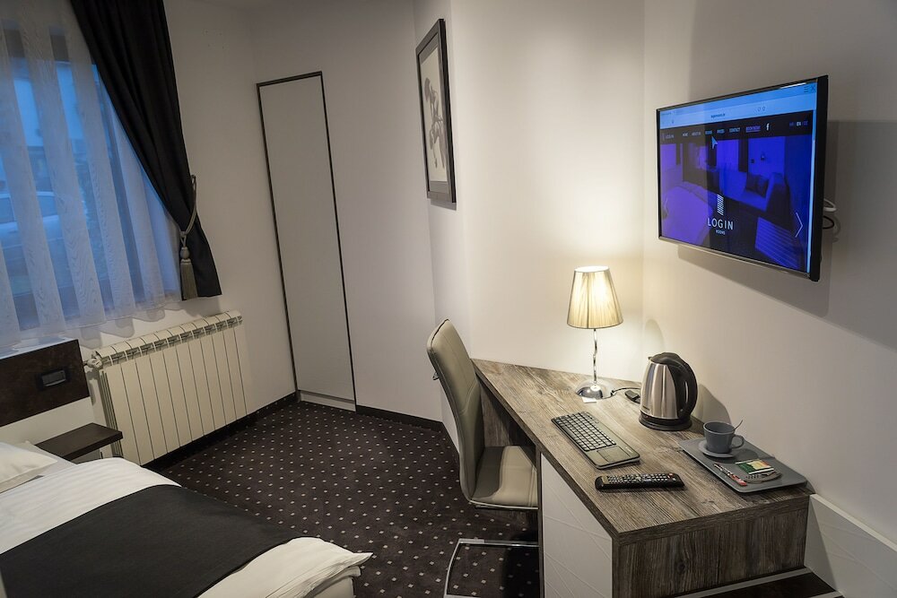 Фото Log In Rooms