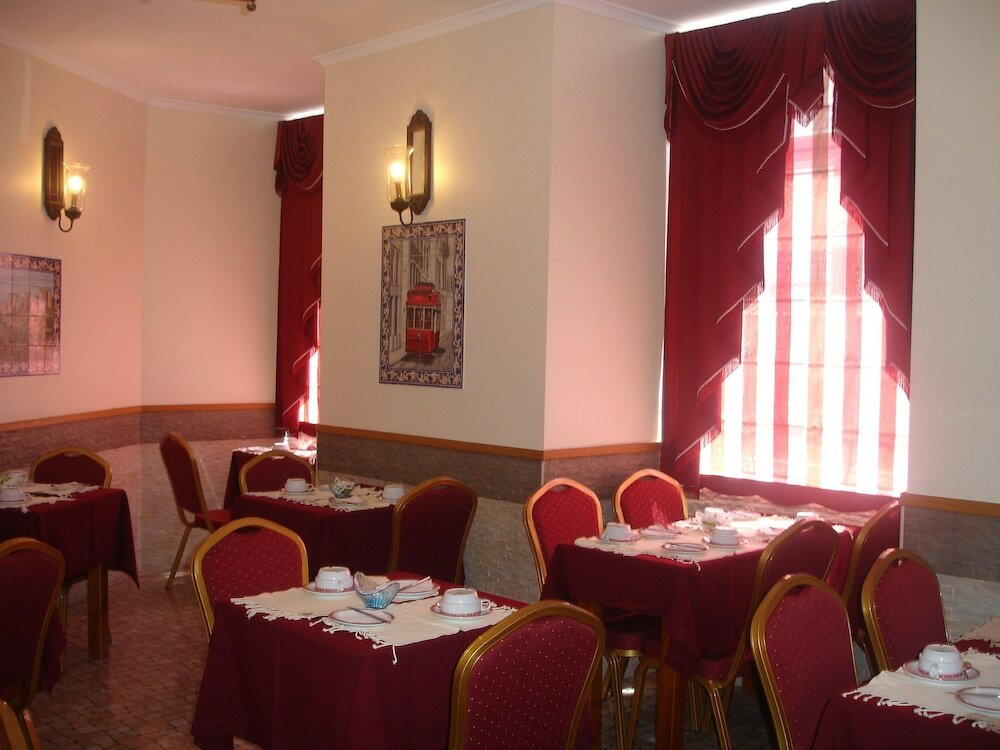 Фото Grande Pensão Alcobia