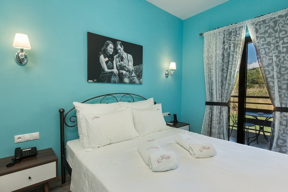 Фото Theatro Hotel Odysseon